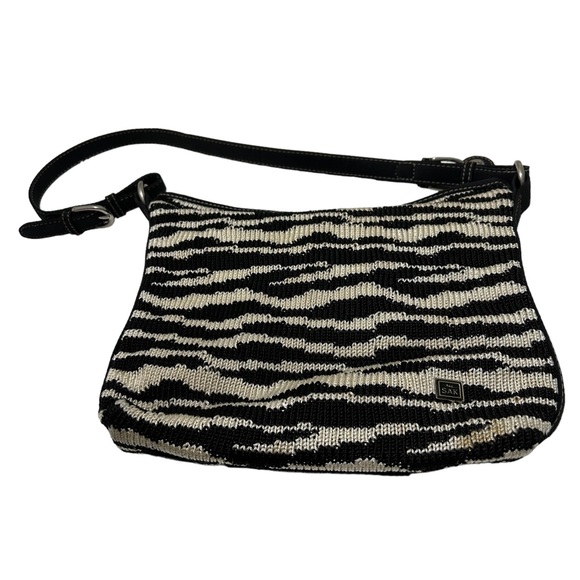 The SAK Shoulder Bag Purse Knitted Adjustable Straps Zip Top Cream Black - Picture 2 of 13